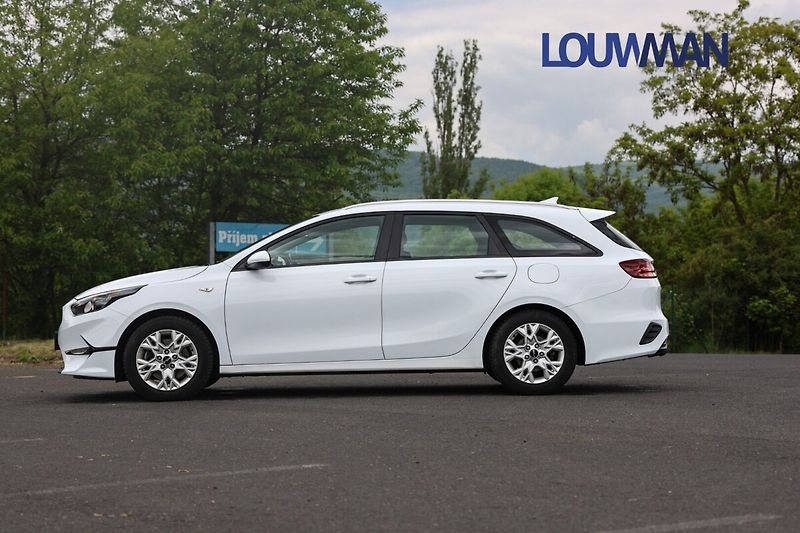 Kia Ceed 1.5 T-GDI SPIN - fotka 3 z 22