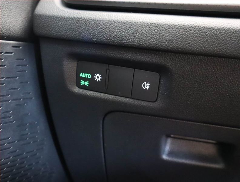Škoda Octavia (2022) Style 2.0 TDI, Automat, Navi - fotka 22 z 25