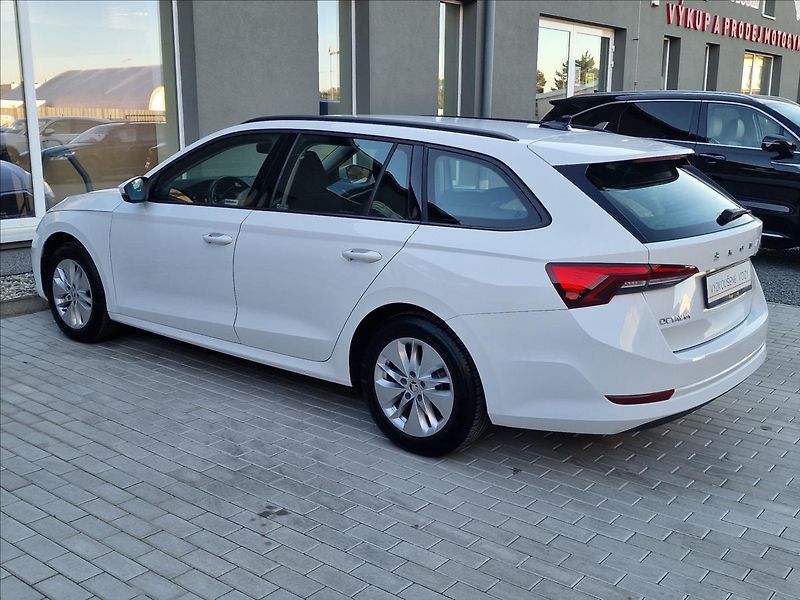 Škoda Octavia 2.0TDI Ambition, ČR,1.Majitel - fotka 7 z 50