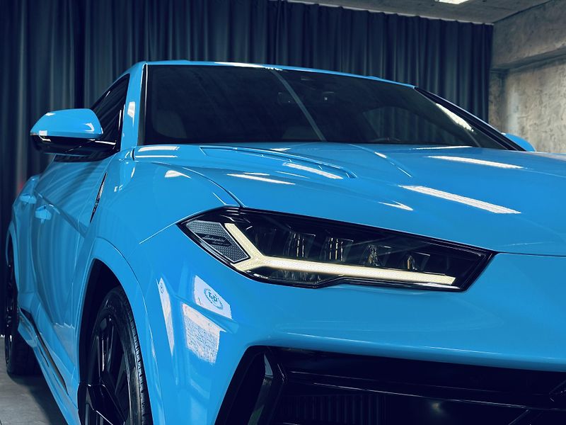 Lamborghini Urus (2024) S 23 MASAŽ HUD CARBON ZÁRUKA - fotka 8 z 50
