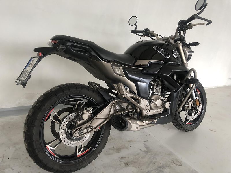Zontes 125 G1 Scrambler - fotka 3 z 19
