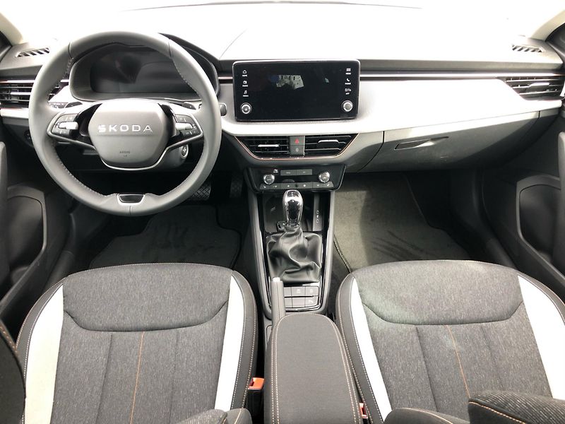 Škoda Scala 1.0 TSI - fotka 5 z 29