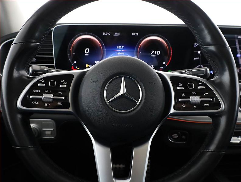 Mercedes-Benz GLE (2021) 400 d - fotka 8 z 20