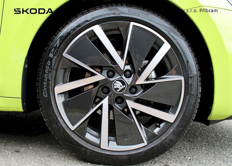 Škoda Octavia (2025) Sportline 1.5TSI / 110kW 7°DSG - fotka 24 z 24