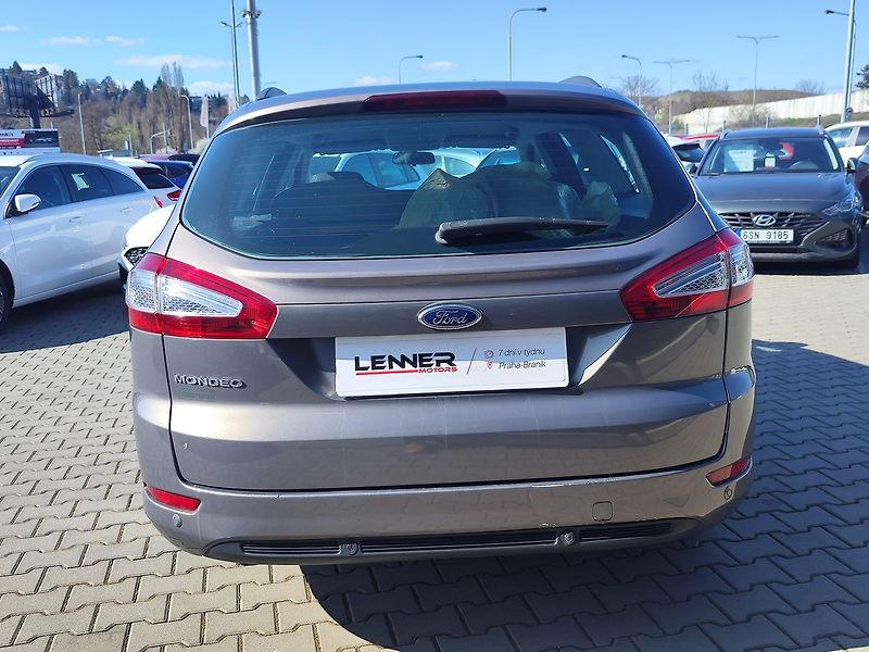 Ford Mondeo 1.6 EcoBoost/118kW ČR 2.Maj. - fotka 6 z 27