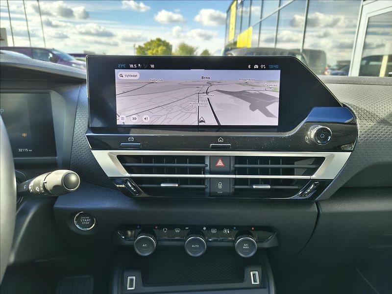 Citroën C4 1,2   EAT8 MAX - fotka 13 z 21