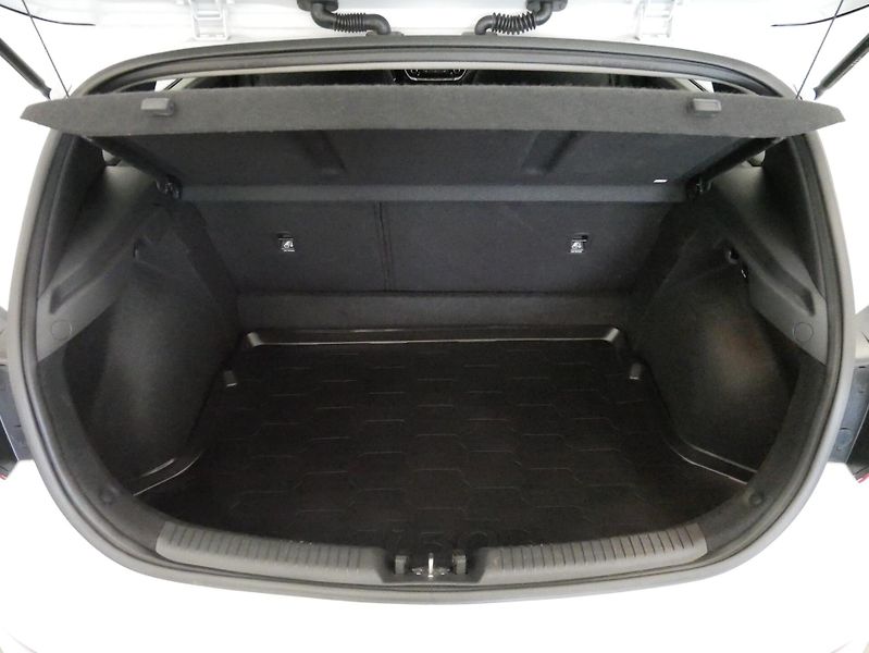 Hyundai i30 - fotka 26 z 26
