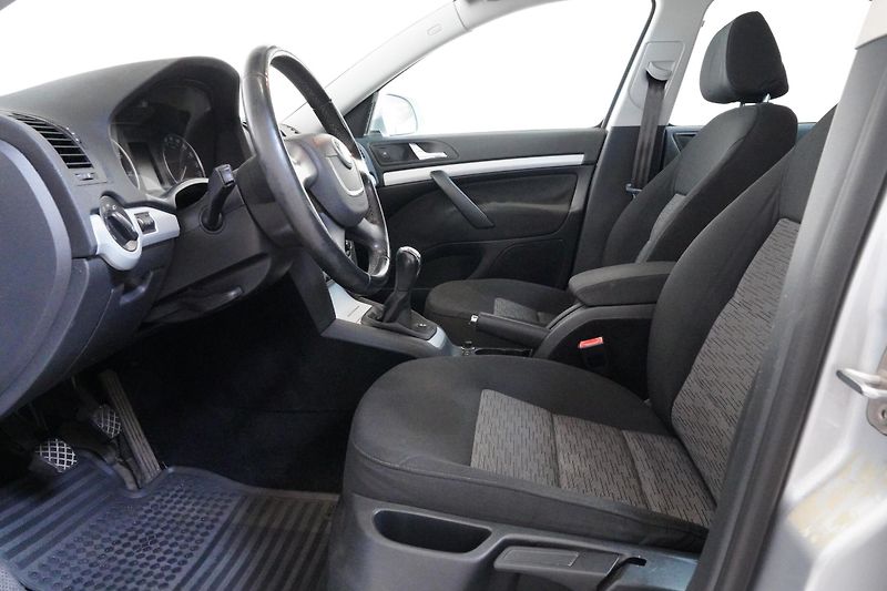 Škoda Octavia - fotka 11 z 23