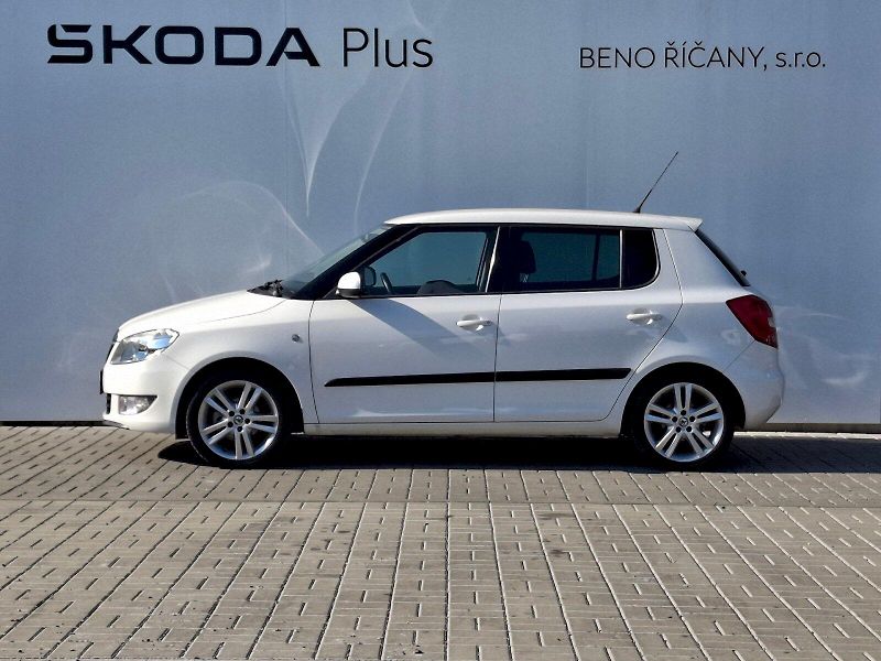 Škoda Fabia (2011) Sport 1,2TSi 63kW - fotka 3 z 28
