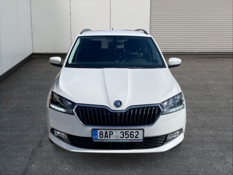 Škoda Fabia 1,0 TSI Style - fotka 2 z 11