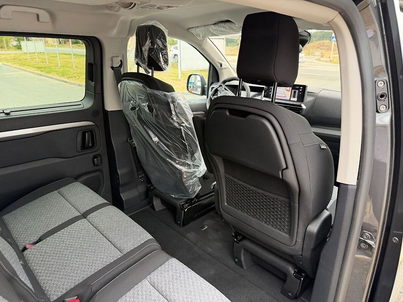 Toyota ProAce Verso L2 2.2D 6ST MAN Family - fotka 7 z 10