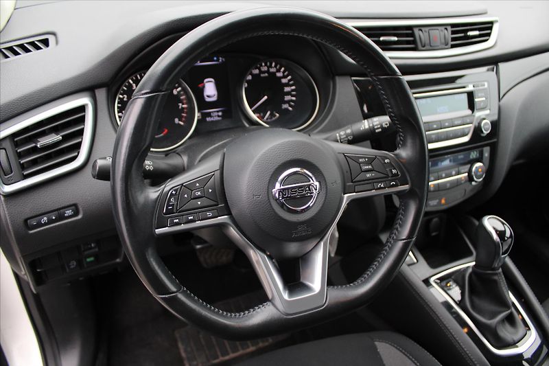 Nissan Qashqai 1.2 DIG-T ACENTA A/T 1.MAJ. ČR - fotka 14 z 20