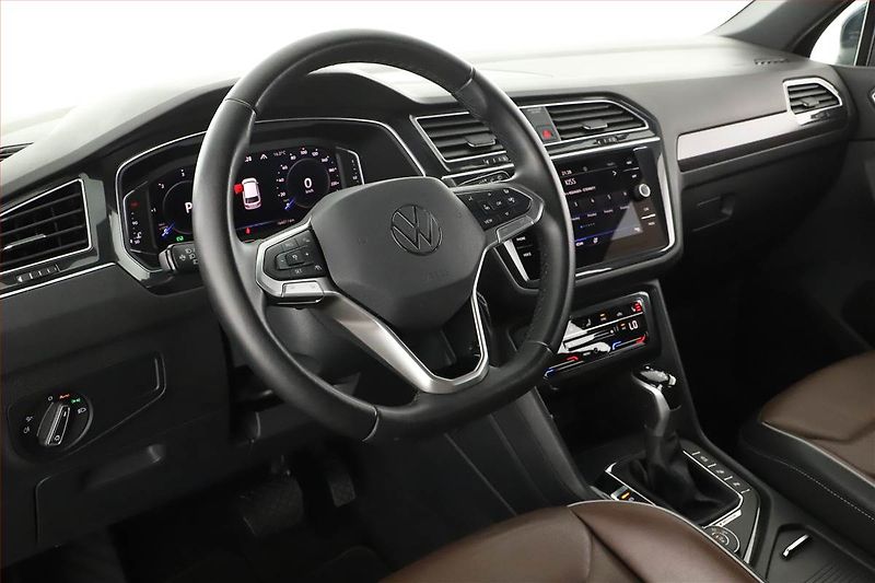 Volkswagen Tiguan (2021) Elegance 2.0 TDI - fotka 18 z 24