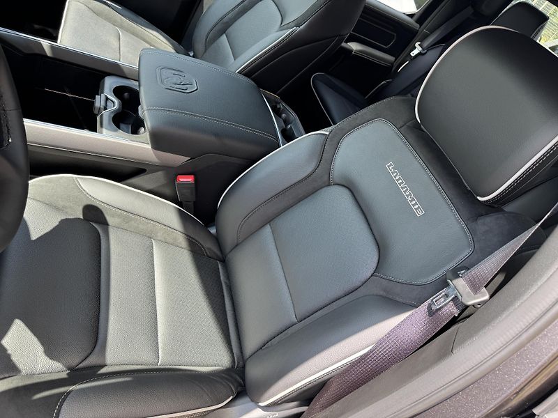 RAM 1500 5,7 HEMI Laramie Rambox - fotka 11 z 60