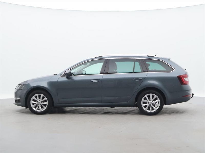 Škoda Octavia 1.6 TDI 85kW DSG Navi Tažné - fotka 4 z 27