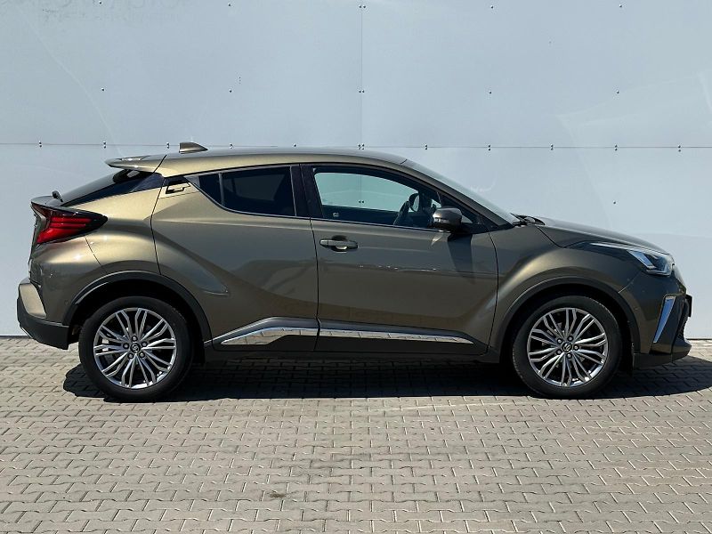 Toyota C-HR 1.8 HSD e-CVT Executive - fotka 8 z 29