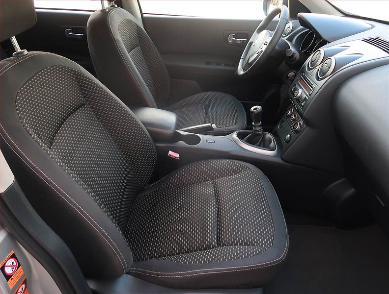 Nissan Qashqai (2009) 1.5 dCi, po STK, Tažné - fotka 9 z 19