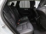 Volvo XC60 2,0 B4 AWD PLUS DARK 1. MAJ ČR - náhled 51