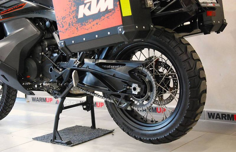 KTM 890 Adventure (2021) hezký stav,původ ČR,2.majitel - fotka 19 z 19
