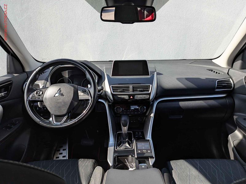Mitsubishi Eclipse Cross (2021) 1.5 T-MIVEC, 2.maj,ČR - fotka 8 z 19