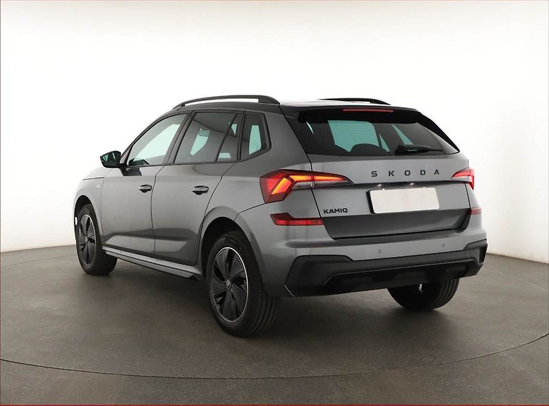 Škoda Kamiq (2025) 1.5 TSI, MONTE CARLO, AUTOMAT - fotka 4 z 17