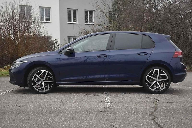 I s litrovým tříválcem není Golf žádnou brzdou provozu