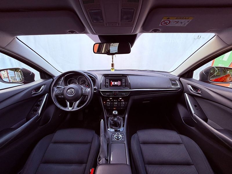 Mazda 6 2.0 Skyactiv Sports-Line, 1.Ma - fotka 17 z 32