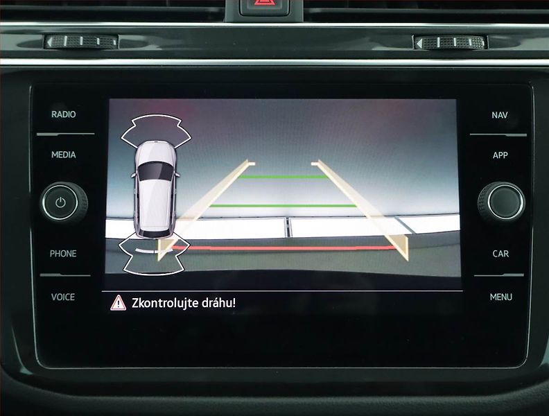 Volkswagen Tiguan (2021) Life 2.0 TDI - fotka 21 z 26