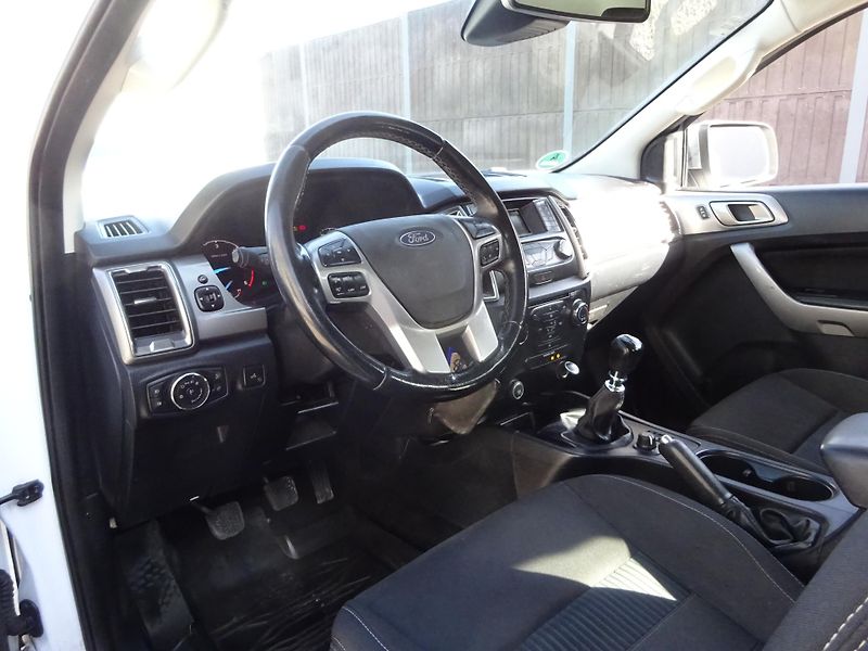 Ford Ranger XLT - fotka 11 z 35