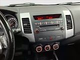 Mitsubishi Outlander (2011) 2.2 DI-D, 4X4, Automat - náhled 12