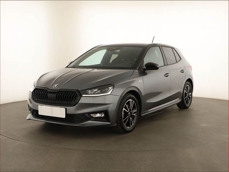 Škoda Fabia (2025) 1.0 TSI, MONTE CARLO, AUTOMAT - fotka 2 z 20