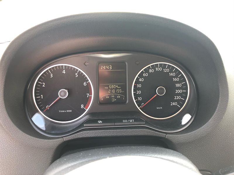 Volkswagen Polo A 1.2 TSi COMFORTLINE - fotka 18 z 29