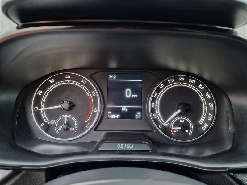 Škoda Fabia 1.0TSI Ambition,ČR,1.Majitel - fotka 21 z 50