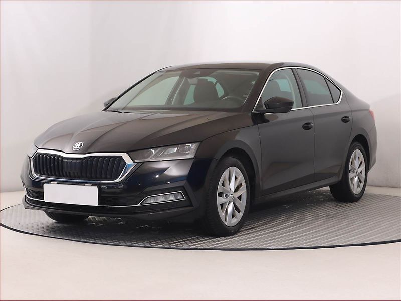 Škoda Octavia (2023) Style 2.0 TDI, Automat - fotka 2 z 23