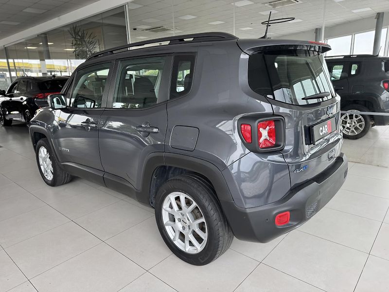 Jeep Renegade 1,3T 4xe*AWD*Distronic*DPH - fotka 7 z 36