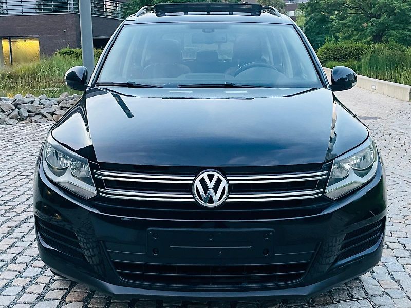 Volkswagen Tiguan 1.4TSI MANUÁL VÝHŘEV PANORAMA - fotka 6 z 46