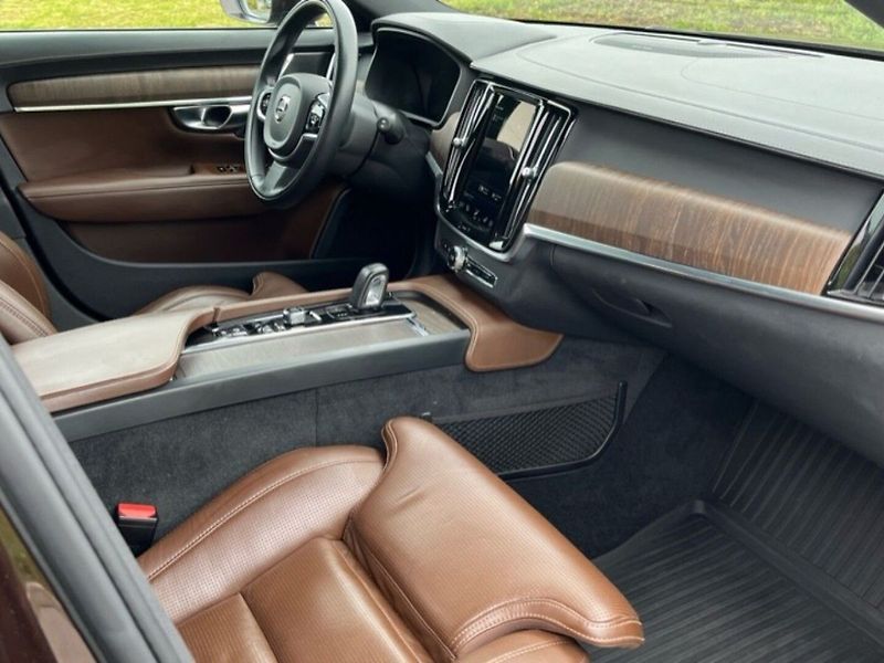 Volvo V90 2,0D,173kW,1MAJ,CZ,AWDSvoboda - fotka 13 z 14