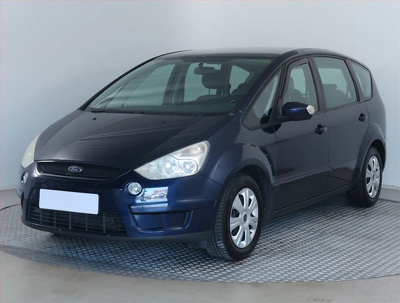 Ford S-MAX (2009) 2.0 TDCi, Tažné, dobrý stav - fotka 2 z 15
