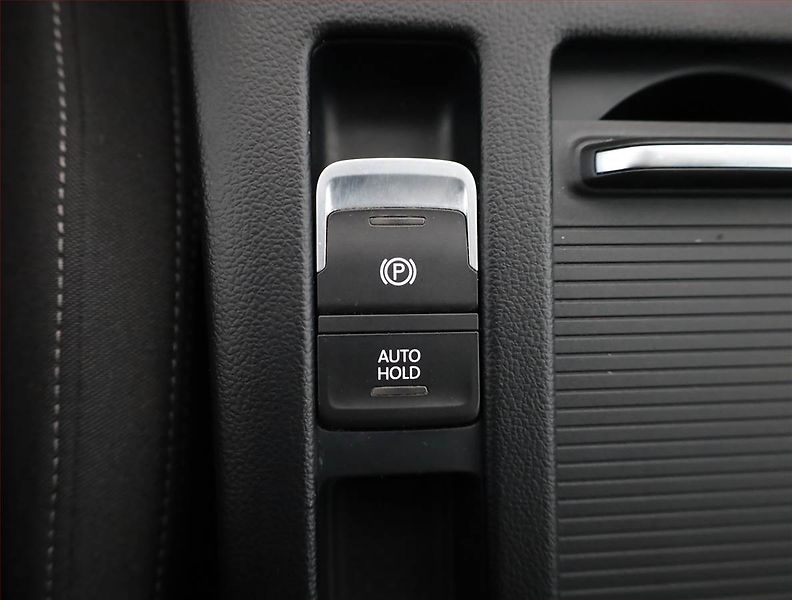 Volkswagen Passat (2017) Comfortline 2.0 TDI - fotka 16 z 19