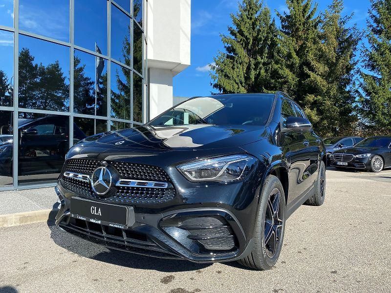 Mercedes-Benz GLA GLA 200 d 4M