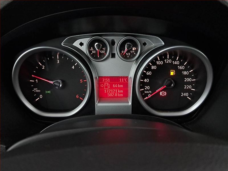 Ford Kuga (2010) 2.0 TDCi, 4X4, po STK, Tažné - fotka 11 z 17