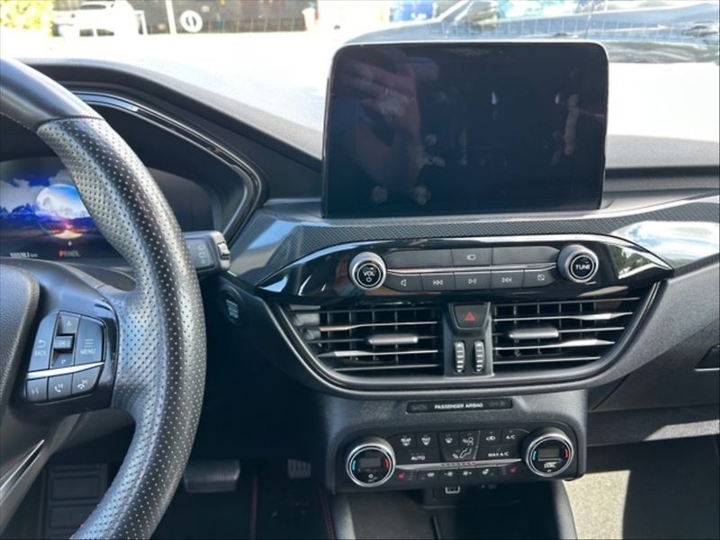 Ford Kuga 2,5 DT HEV ST-Line AWD AT - fotka 10 z 11