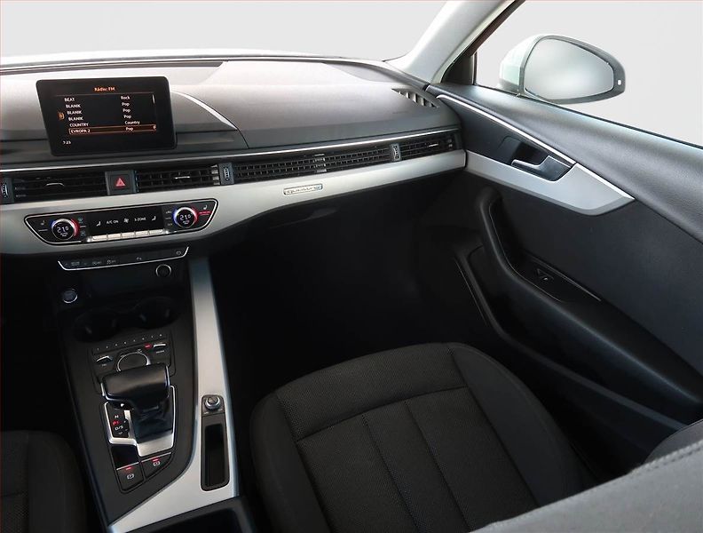 Audi A4 (2016) 2.0 TDI, 4X4, Automat - fotka 8 z 22