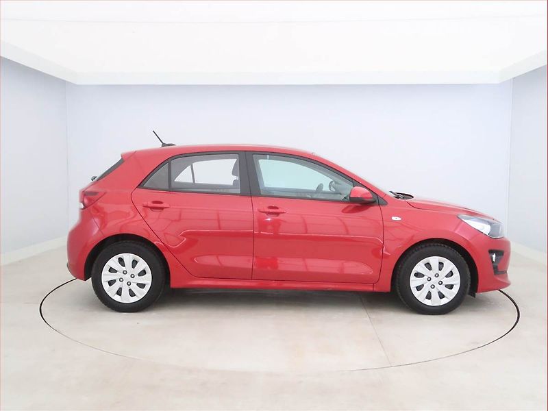 Kia Rio (2023) 1.2 DPI, Serv.kniha, Tempomat - fotka 6 z 16