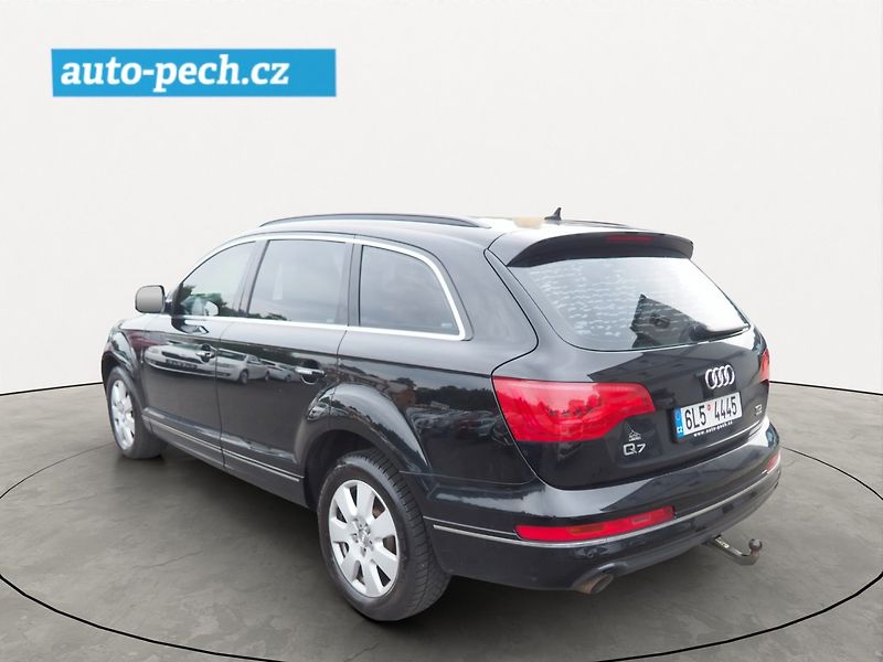 Audi Q7 (2010) 3.0 TDI, 176 kW, Quattro - fotka 2 z 38