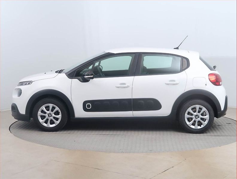 Citroën C3 (2019) 1.2 PureTech, Tempomat - fotka 3 z 14