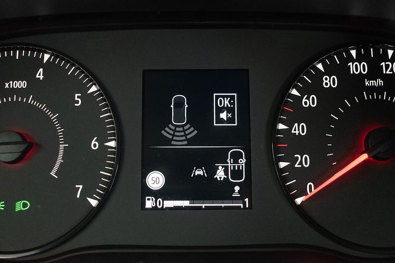 Dacia Sandero 1.0TCe ESSENTIAL*ZÁRUKA*DPH*ČR - fotka 33 z 42