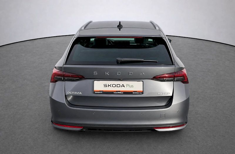 Škoda Octavia (2025) Combi Top Selection 1,5 Tsi 11 - fotka 35 z 37