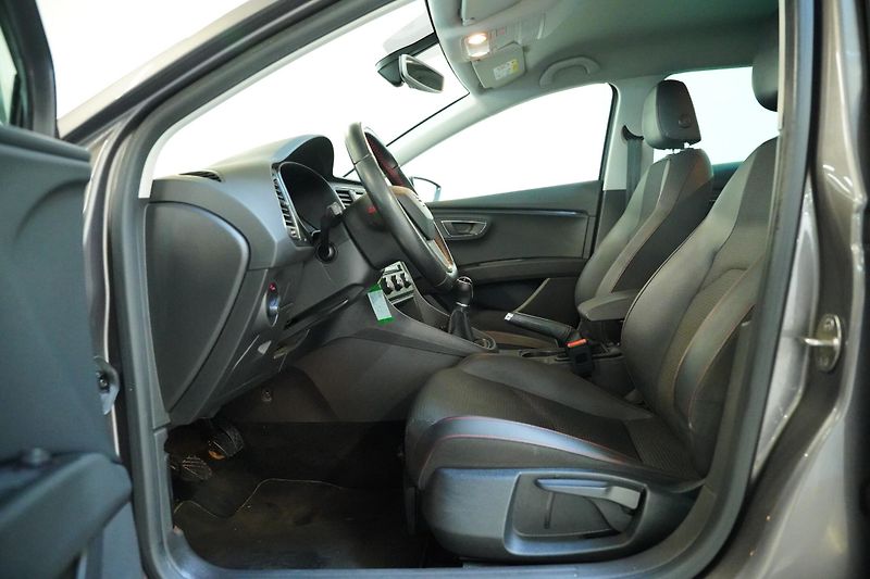 Seat Leon - fotka 12 z 27