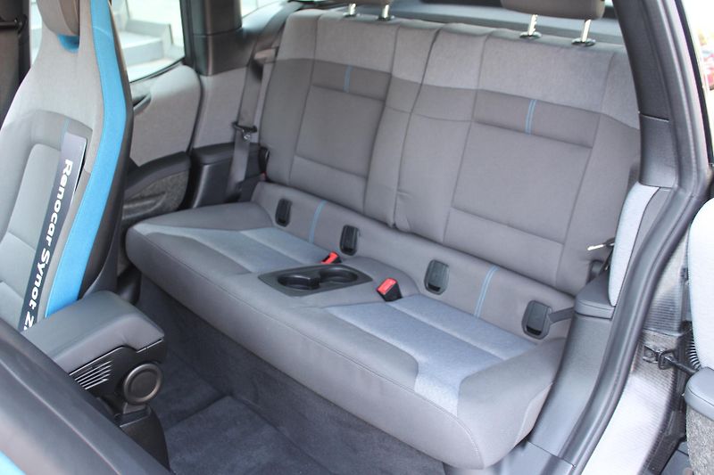 BMW i3 i3s 120Ah - fotka 14 z 32